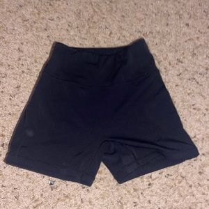 Alphalete workout shorts